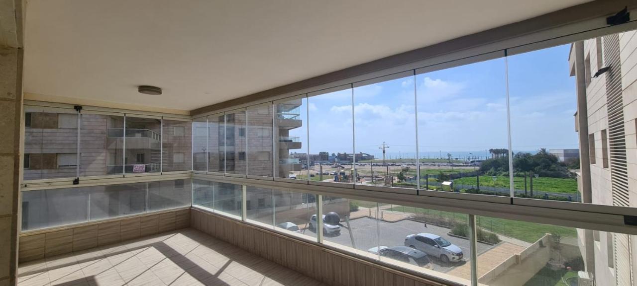 עכו דירה חדשה ליד הים- Akko-Brand New Apartment Bagian luar foto