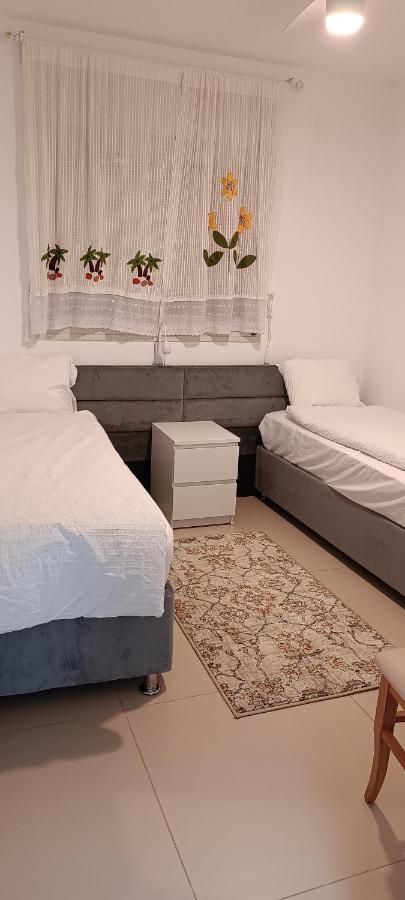 עכו דירה חדשה ליד הים- Akko-Brand New Apartment Bagian luar foto