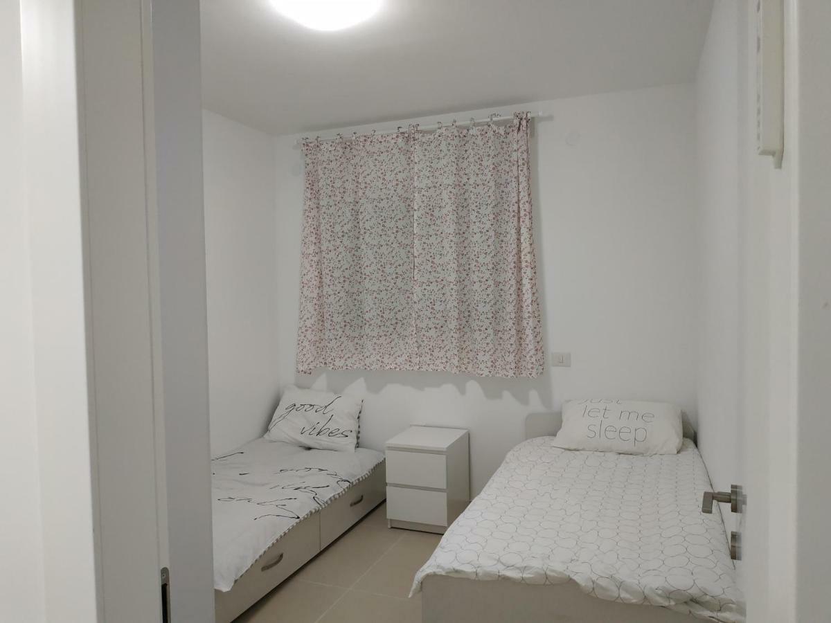 עכו דירה חדשה ליד הים- Akko-Brand New Apartment Bagian luar foto